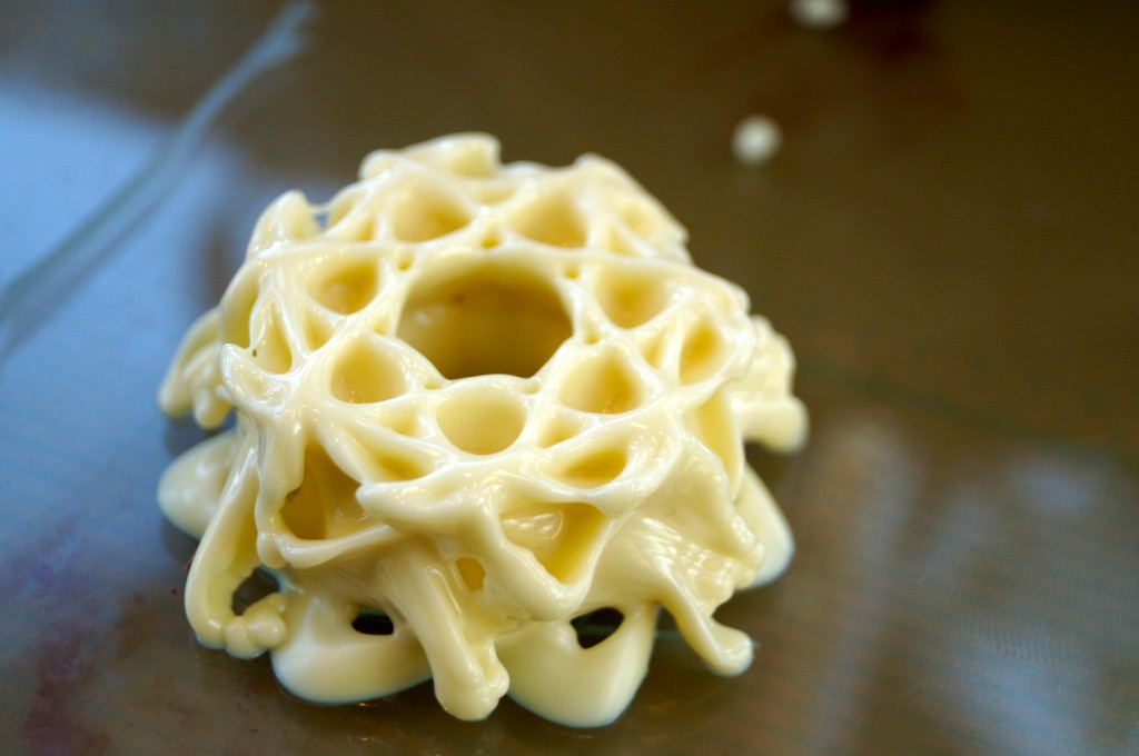 white-chocolate-model-3D-food-printing